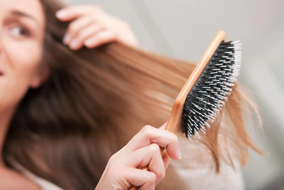 What Causes Frizzy Hair - 5 Expert Tips to Fix